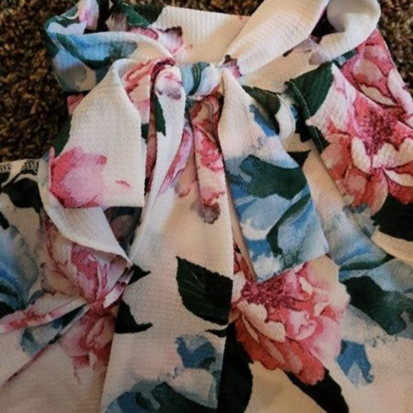 Glamour Farms Cold Shoulder top - Picture 3 of 3